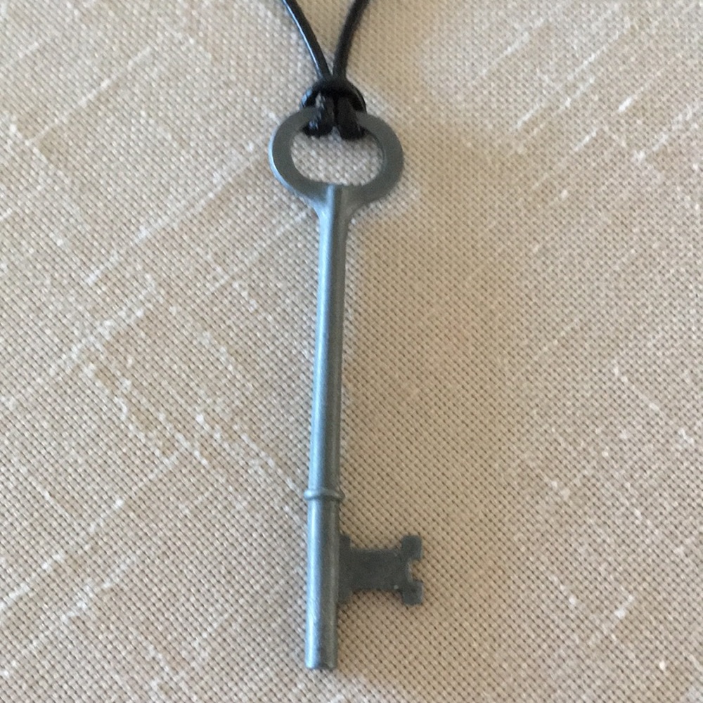 HAND CRAFTED Vintage Skeleton Key Necklace